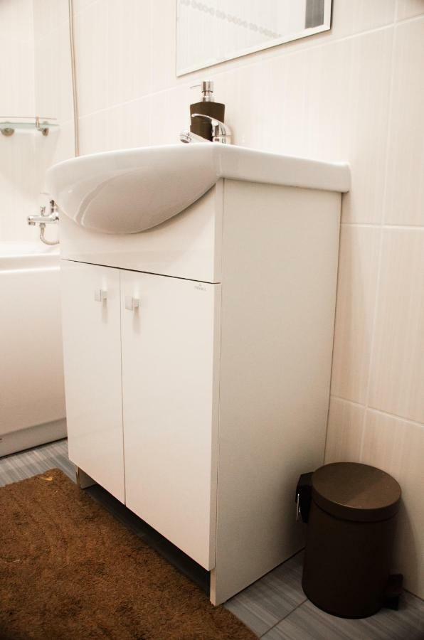 Apartament Centrum Gieldowa Warszawa Eksteriør billede