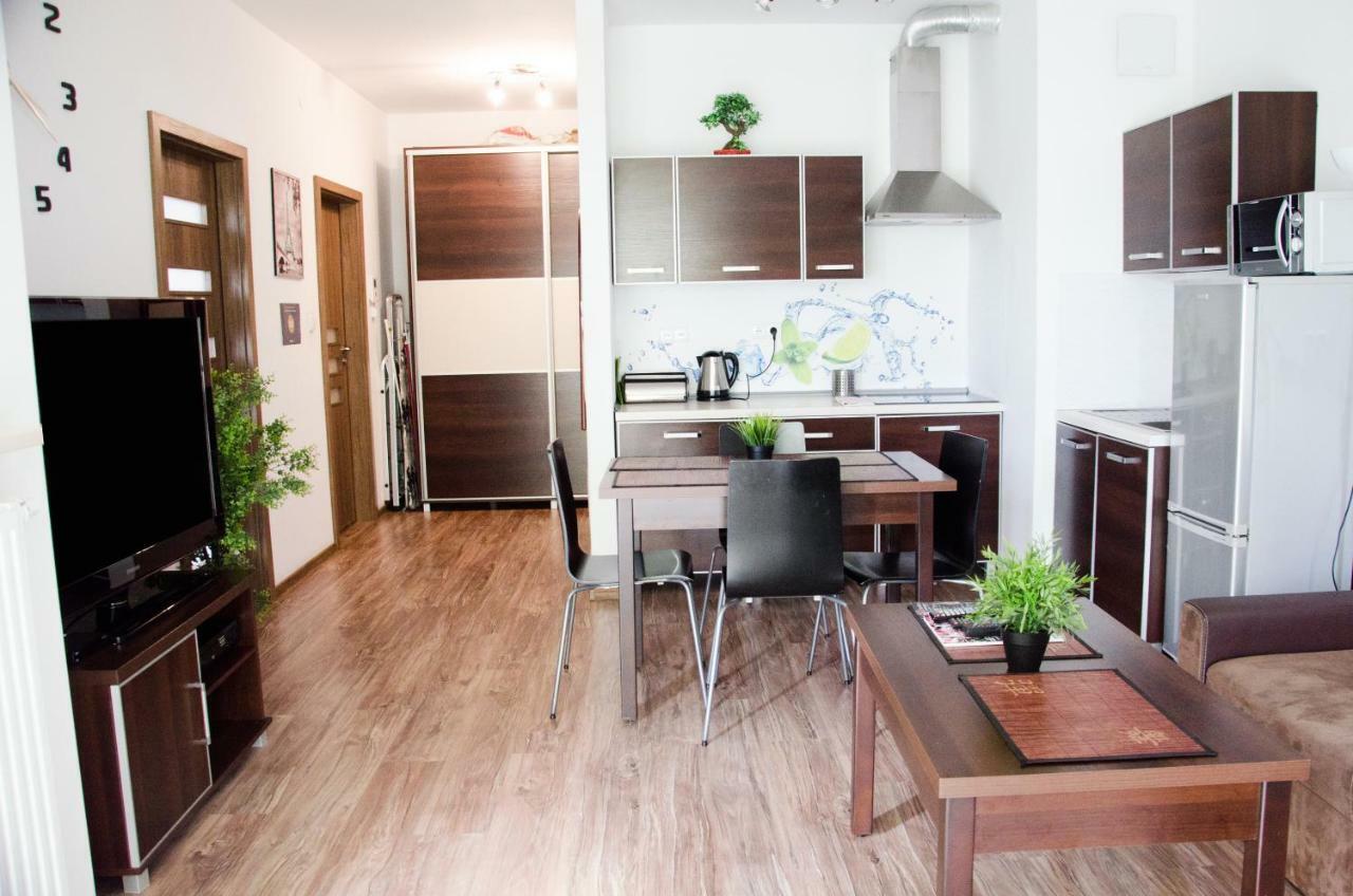 Apartament Centrum Gieldowa Warszawa Eksteriør billede